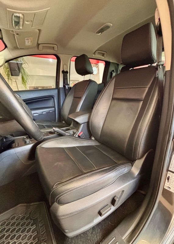 Ford Ranger Limited 3.2 4×4 CD 2022/2023 PC VEÍCULOS SANTA CRUZ DO SUL / Carros no Vale Ford Ranger Limited 3.2 4×4 CD 2022/2023 PC VEÍCULOS SANTA CRUZ DO SUL / Carros no Vale