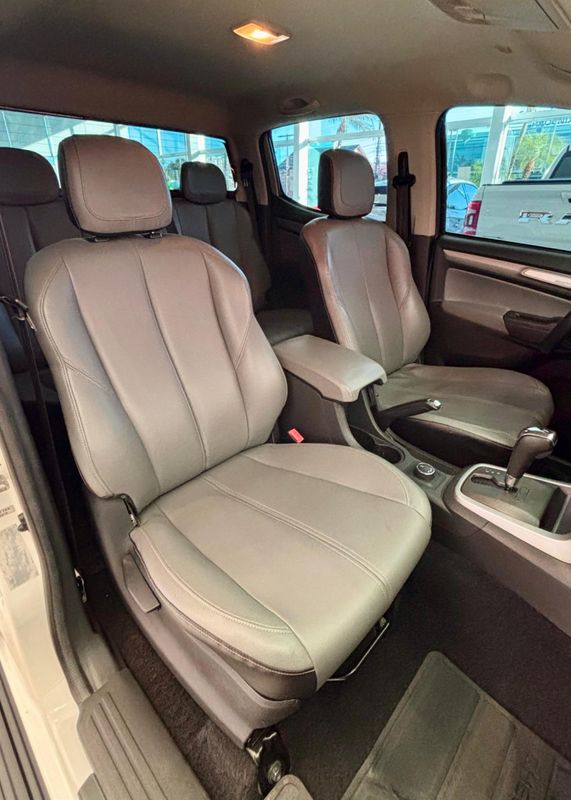 CHEVROLET S10 Pick-Up LTZ 2.5 4×4 CD 2018/2019 PC VEÍCULOS SANTA CRUZ DO SUL / Carros no Vale CHEVROLET S10 Pick-Up LTZ 2.5 4×4 CD 2018/2019 PC VEÍCULOS SANTA CRUZ DO SUL / Carros no Vale