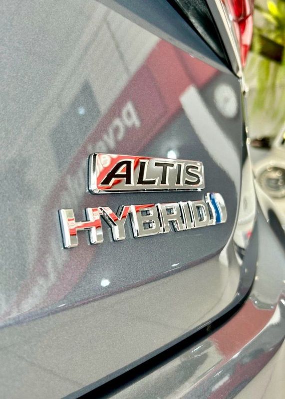 Toyota Corolla Altis 1.8 16V (Híbrido) 2019/2020 PC VEÍCULOS SANTA CRUZ DO SUL / Carros no Vale Toyota Corolla Altis 1.8 16V (Híbrido) 2019/2020 PC VEÍCULOS SANTA CRUZ DO SUL / Carros no Vale