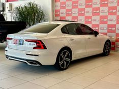 Volvo S60 T-8 R-DESIGN 2.0 407cv (Híbrido) 2020/2020 PC VEÍCULOS SANTA CRUZ DO SUL / Carros no Vale