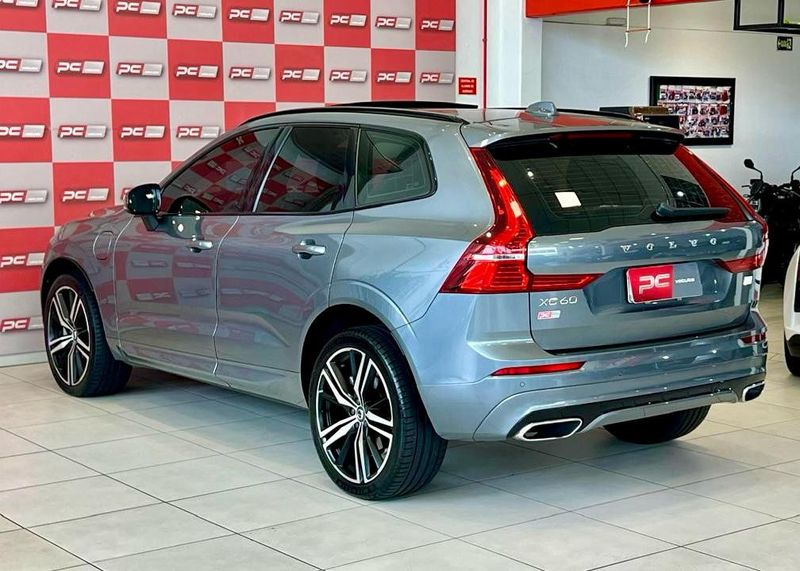 Volvo XC 60 T-8 R-DESIGN 2.0 (Híbrido) 2021/2021 PC VEÍCULOS SANTA CRUZ DO SUL / Carros no Vale Volvo XC 60 T-8 R-DESIGN 2.0 (Híbrido) 2021/2021 PC VEÍCULOS SANTA CRUZ DO SUL / Carros no Vale
