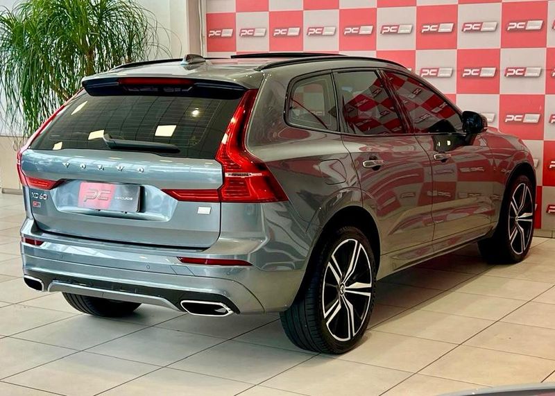 Volvo XC 60 T-8 R-DESIGN 2.0 (Híbrido) 2021/2021 PC VEÍCULOS SANTA CRUZ DO SUL / Carros no Vale Volvo XC 60 T-8 R-DESIGN 2.0 (Híbrido) 2021/2021 PC VEÍCULOS SANTA CRUZ DO SUL / Carros no Vale