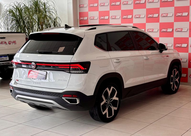 VOLKSWAGEN TAOS Highline 1.4 250 TSI 2025/2026 PC VEÍCULOS SANTA CRUZ DO SUL / Carros no Vale