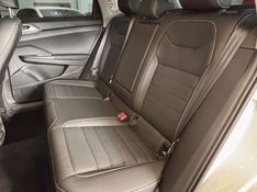 VOLKSWAGEN TAOS Highline 1.4 250 TSI 2025/2026 PC VEÍCULOS SANTA CRUZ DO SUL / Carros no Vale