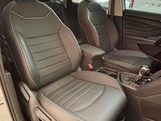 VOLKSWAGEN TAOS Highline 1.4 250 TSI 2025/2026 PC VEÍCULOS SANTA CRUZ DO SUL / Carros no Vale
