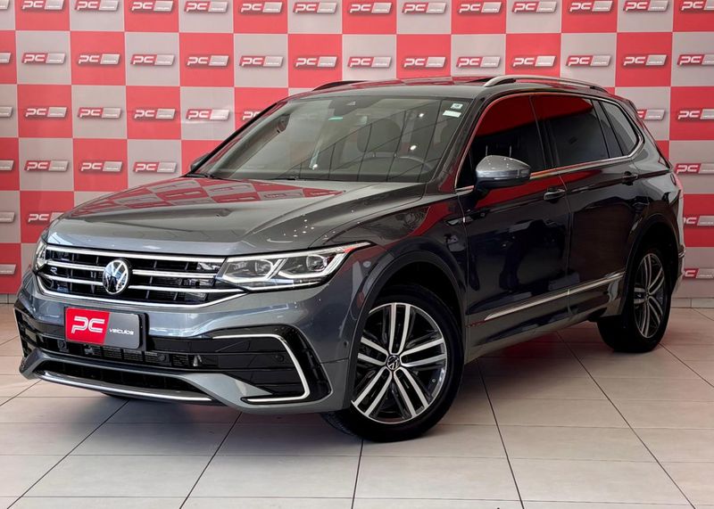 VOLKSWAGEN TIGUAN Allspac R-Line 300 TSI 2.0 2023/2024 PC VEÍCULOS SANTA CRUZ DO SUL / Carros no Vale VOLKSWAGEN TIGUAN Allspac R-Line 300 TSI 2.0 2023/2024 PC VEÍCULOS SANTA CRUZ DO SUL / Carros no Vale