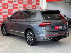 VOLKSWAGEN TIGUAN Allspac R-Line 300 TSI 2.0 2023/2024 PC VEÍCULOS SANTA CRUZ DO SUL / Carros no Vale
