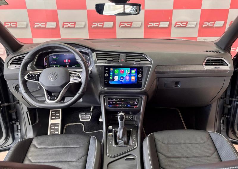 VOLKSWAGEN TIGUAN Allspac R-Line 300 TSI 2.0 2023/2024 PC VEÍCULOS SANTA CRUZ DO SUL / Carros no Vale VOLKSWAGEN TIGUAN Allspac R-Line 300 TSI 2.0 2023/2024 PC VEÍCULOS SANTA CRUZ DO SUL / Carros no Vale