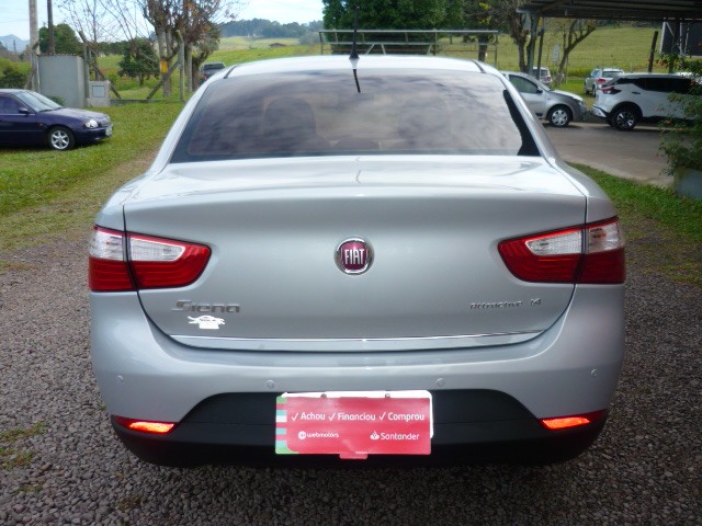 FIAT GRAND SIENA 1.4 MPI ATTRACTIVE 8V FLEX 4P MANUAL 2016/2017 PREMIUM AUTOMÓVEIS ARROIO DO MEIO / Carros no Vale