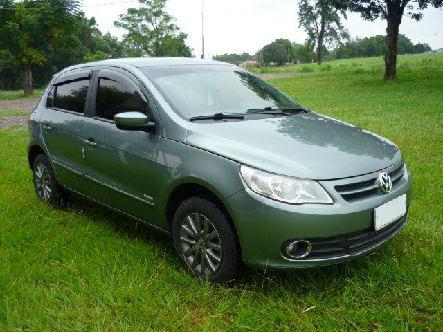 VOLKSWAGEN GOL 1.0 GV 2011/2012 PREMIUM AUTOMÓVEIS ARROIO DO MEIO / Carros no Vale