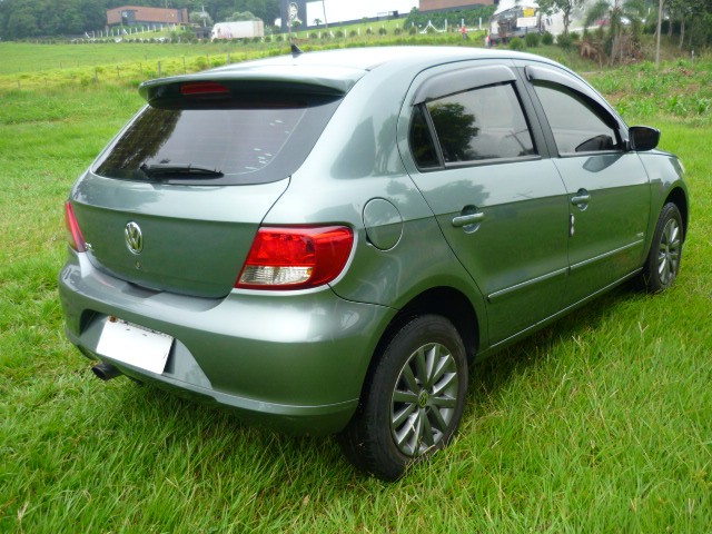 VOLKSWAGEN GOL 1.0 GV 2011/2012 PREMIUM AUTOMÓVEIS ARROIO DO MEIO / Carros no Vale