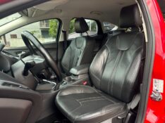 FORD FOCUS TITANIUM 2.0 2013/2014 SÉTIMA VEÍCULOS GUAPORÉ / Carros no Vale