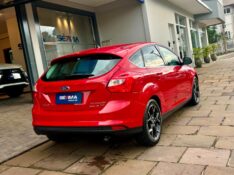 FORD FOCUS TITANIUM 2.0 2013/2014 SÉTIMA VEÍCULOS GUAPORÉ / Carros no Vale