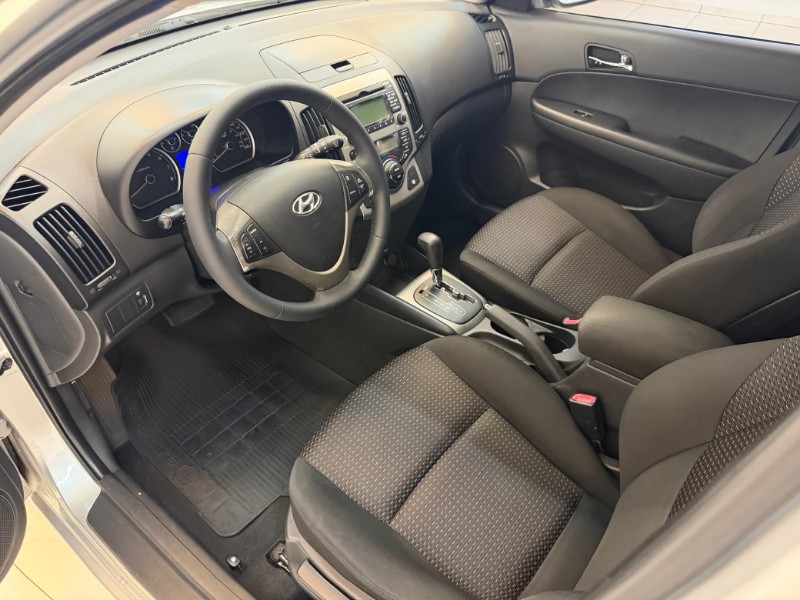 HYUNDAI I30 2.0 MPFI GLS 16V 2010/2010 LUCAS AUTOMÓVEIS BOM RETIRO DO SUL / Carros no Vale