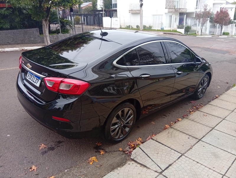 CHEVROLET CRUZE LTZ 1.4 2017/2017 ALTERNATIVA VEÍCULOS LAJEADO / Carros no Vale