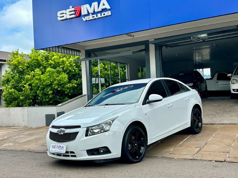 CHEVROLET CRUZE LT 2014/2014 SÉTIMA VEÍCULOS GUAPORÉ / Carros no Vale