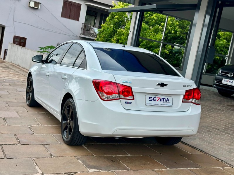 CHEVROLET CRUZE LT 2014/2014 SÉTIMA VEÍCULOS GUAPORÉ / Carros no Vale