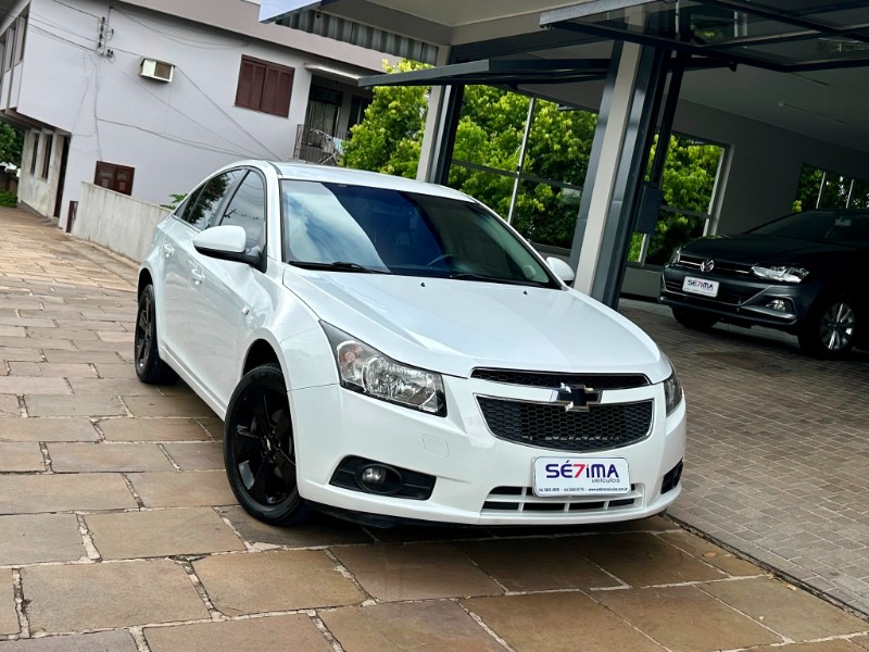 CHEVROLET CRUZE LT 2014/2014 SÉTIMA VEÍCULOS GUAPORÉ / Carros no Vale