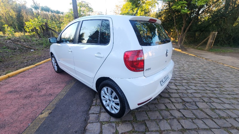 VOLKSWAGEN FOX GII 1.6 2013/2014 FERNANDO AUTOMÓVEIS | REVENDA DE CARROS ARROIO DO MEIO ARROIO DO MEIO / Carros no Vale