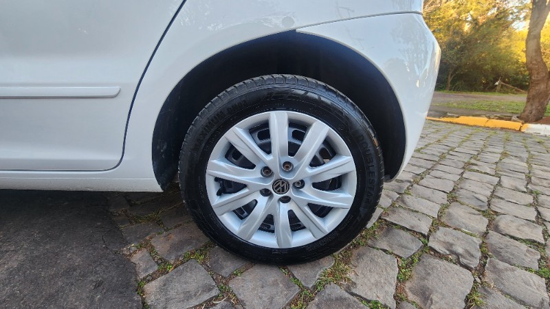 VOLKSWAGEN FOX GII 1.6 2013/2014 FERNANDO AUTOMÓVEIS | REVENDA DE CARROS ARROIO DO MEIO ARROIO DO MEIO / Carros no Vale