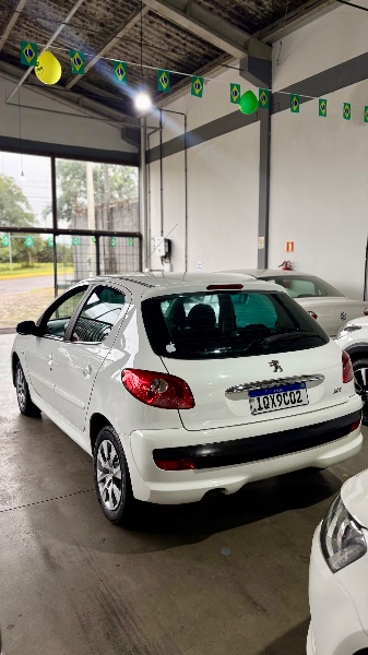 PEUGEOT 207 XR 1.4 FLEX 8V 5P 2010/2011 RICARDINHO AUTOMÓVEIS MONTENEGRO / Carros no Vale PEUGEOT 207 XR 1.4 FLEX 8V 5P 2010/2011 RICARDINHO AUTOMÓVEIS MONTENEGRO / Carros no Vale