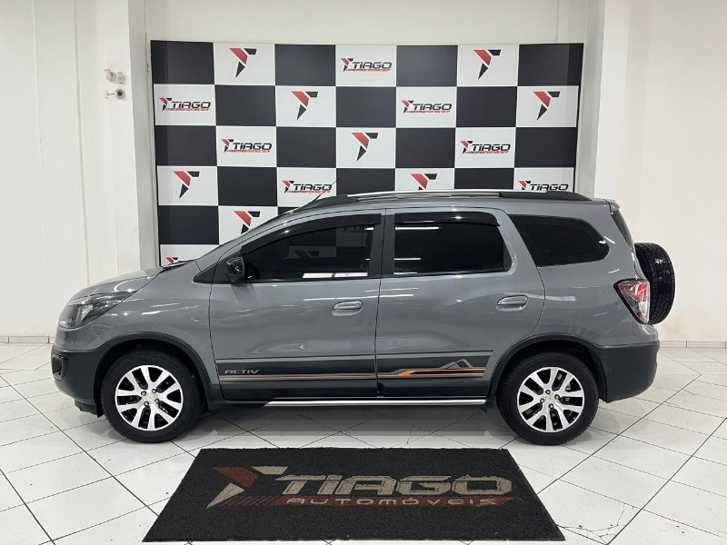 CHEVROLET SPIN 1.8 ACTIV 8V FLEX 4P AUTOMÁTICO 2018/2018 TIAGO AUTOMÓVEIS VENÂNCIO AIRES / Carros no Vale