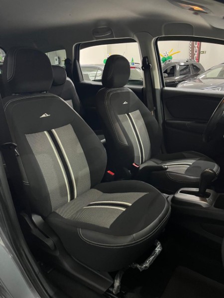 CHEVROLET SPIN 1.8 ACTIV 8V FLEX 4P AUTOMÁTICO 2018/2018 TIAGO AUTOMÓVEIS VENÂNCIO AIRES / Carros no Vale
