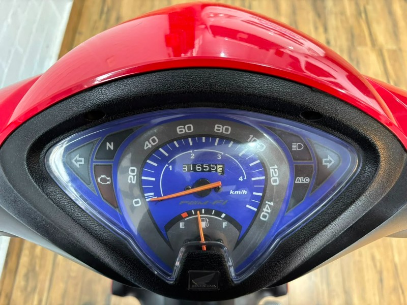 HONDA MOTOS BIZ 125 KS /2012 RT 811 VEÍCULOS ARROIO DO MEIO / Carros no Vale HONDA MOTOS BIZ 125 KS /2012 RT 811 VEÍCULOS ARROIO DO MEIO / Carros no Vale