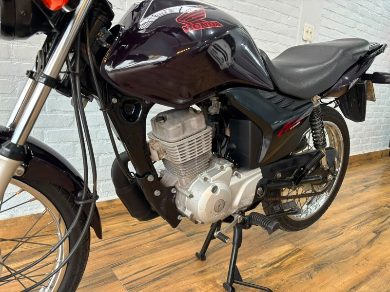 HONDA MOTOS CG 125 FAN KS /2012 RT 811 VEÍCULOS ARROIO DO MEIO / Carros no Vale HONDA MOTOS CG 125 FAN KS /2012 RT 811 VEÍCULOS ARROIO DO MEIO / Carros no Vale