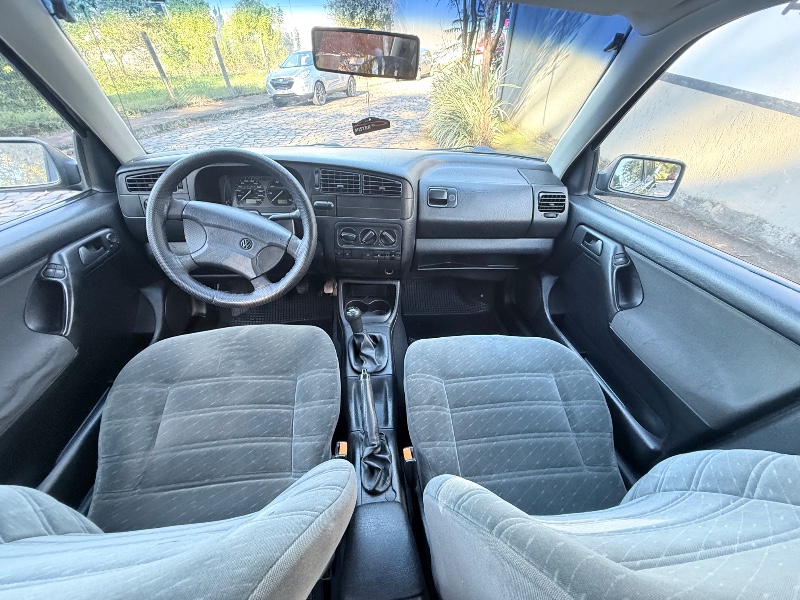 VOLKSWAGEN GOLF 2.0 MI GLX 8V 1997/1997 ELY AUTOMÓVEIS LAJEADO / Carros no Vale