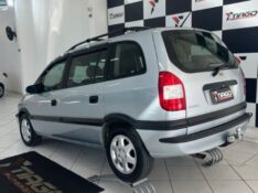 CHEVROLET ZAFIRA 2.0 MPFI EXPRESSION 8V 2011/2011 TIAGO AUTOMÓVEIS VENÂNCIO AIRES / Carros no Vale