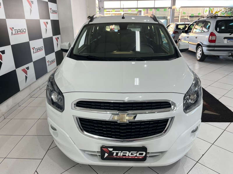 CHEVROLET SPIN 1.8 LTZ 8V 2018/2018 TIAGO AUTOMÓVEIS VENÂNCIO AIRES / Carros no Vale