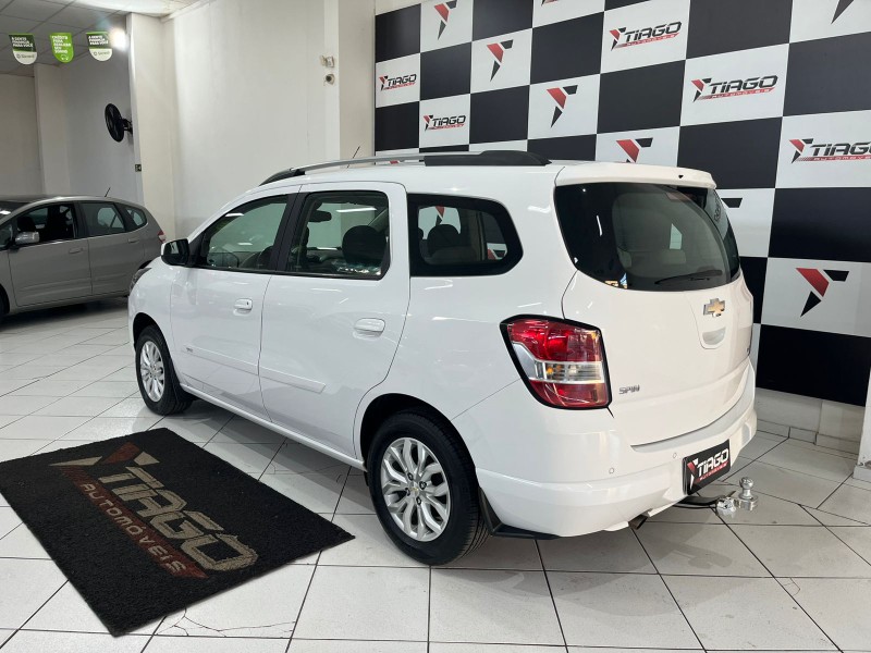 CHEVROLET SPIN 1.8 LTZ 8V 2018/2018 TIAGO AUTOMÓVEIS VENÂNCIO AIRES / Carros no Vale