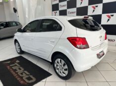 CHEVROLET ONIX HATCH LT 1.4 8V FLEXPOWER 5P MEC. 2015/2015 TIAGO AUTOMÓVEIS VENÂNCIO AIRES / Carros no Vale