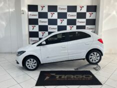 CHEVROLET ONIX HATCH LT 1.4 8V FLEXPOWER 5P MEC. 2015/2015 TIAGO AUTOMÓVEIS VENÂNCIO AIRES / Carros no Vale