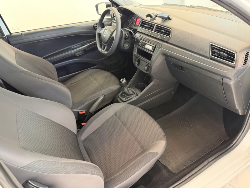 VOLKSWAGEN SAVEIRO ROBUST 1.6 / 2022/2022 LUCAS AUTOMÓVEIS BOM RETIRO DO SUL / Carros no Vale
