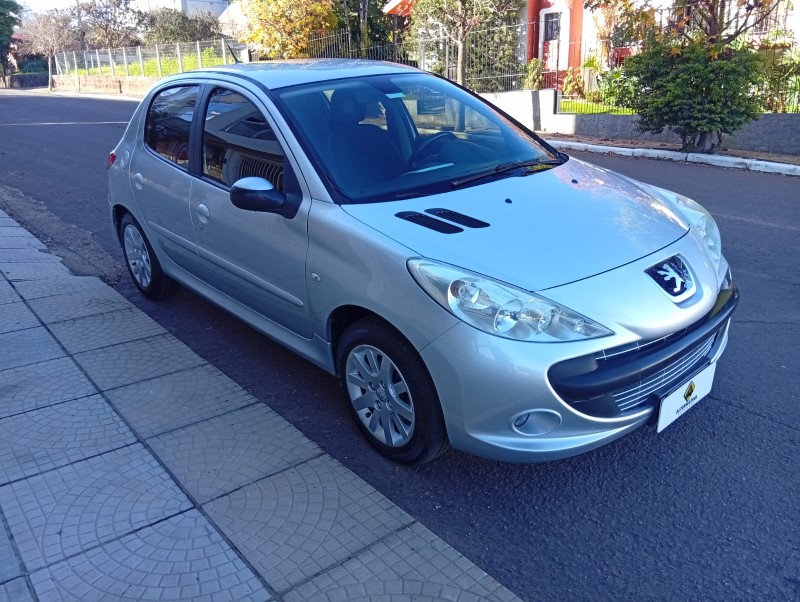 PEUGEOT 207 1.6 XS 16V 2008/2009 ALTERNATIVA VEÍCULOS LAJEADO / Carros no Vale