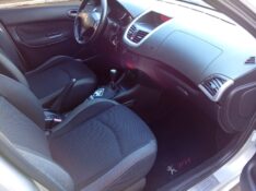 PEUGEOT 207 1.6 XS 16V 2008/2009 ALTERNATIVA VEÍCULOS LAJEADO / Carros no Vale