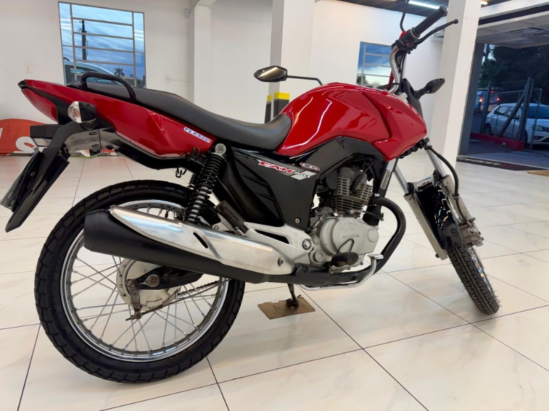 HONDA MOTOS CG 150 FAN ESDI 2015/2015 LUCAS AUTOMÓVEIS BOM RETIRO DO SUL / Carros no Vale HONDA MOTOS CG 150 FAN ESDI 2015/2015 LUCAS AUTOMÓVEIS BOM RETIRO DO SUL / Carros no Vale