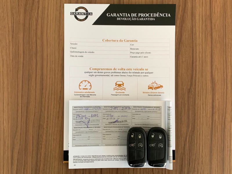 JEEP COMMANDER 1.3 OVERLAND T270 16V 4X2 TURBO 2024/2025 DUARTE VEÍCULOS PORTO ALEGRE / Carros no Vale JEEP COMMANDER 1.3 OVERLAND T270 16V 4X2 TURBO 2024/2025 DUARTE VEÍCULOS PORTO ALEGRE / Carros no Vale