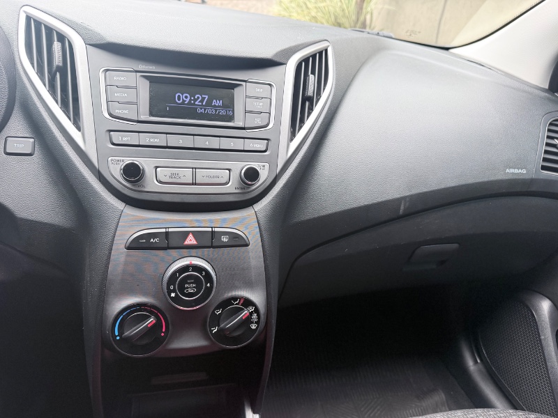 HYUNDAI HB20 1.0 12V FLEX COMFORT MANUAL 2016/2016 ELY AUTOMÓVEIS LAJEADO / Carros no Vale