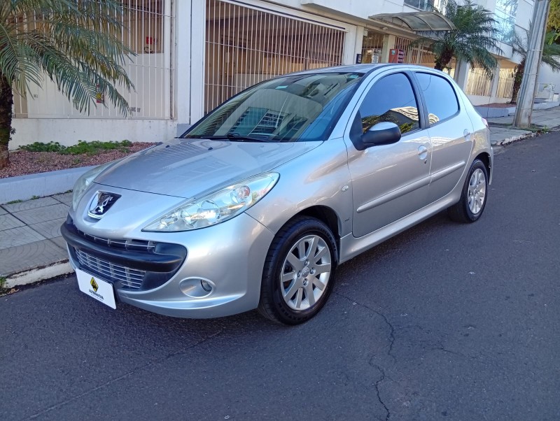 PEUGEOT 207 1.6 XS 16V 2008/2009 ALTERNATIVA VEÍCULOS LAJEADO / Carros no Vale