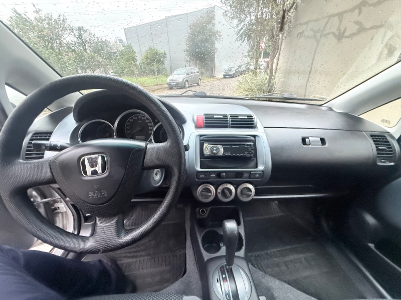 HONDA FIT 1.4 LX 16V FLEX 4P AUTOMÁTICO 2008/2008 ELY AUTOMÓVEIS LAJEADO / Carros no Vale