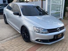 VOLKSWAGEN JETTA 2.0 TSI HIGHLINE 211CV GASOLINA 2013/2013 WS MULTIMARCAS VENÂNCIO AIRES / Carros no Vale