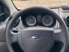 FORD FIESTA 1.0 CLASS HATCH 8V 2013/2014 WS MULTIMARCAS VENÂNCIO AIRES / Carros no Vale