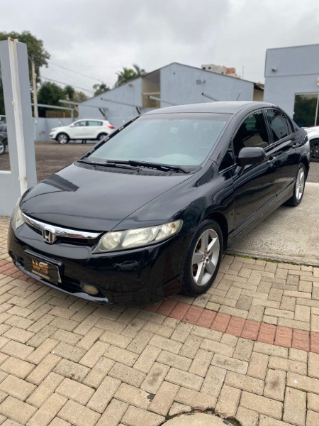 HONDA CIVIC SEDAN LX 1.6 16V MEC 4P 2008/2008 WS MULTIMARCAS VENÂNCIO AIRES / Carros no Vale