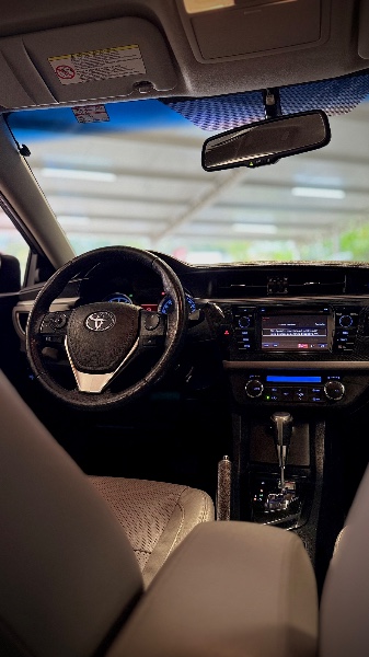 TOYOTA COROLLA 2.0 XEI 16V FLEX 4P AUTOMÁTICO 2015/2016 MALAGGI VEÍCULOS ENCANTADO / Carros no Vale TOYOTA COROLLA 2.0 XEI 16V FLEX 4P AUTOMÁTICO 2015/2016 MALAGGI VEÍCULOS ENCANTADO / Carros no Vale