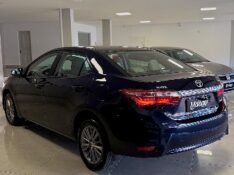 TOYOTA COROLLA 2.0 XEI 16V FLEX 4P AUTOMÁTICO 2015/2016 MALAGGI VEÍCULOS ENCANTADO / Carros no Vale