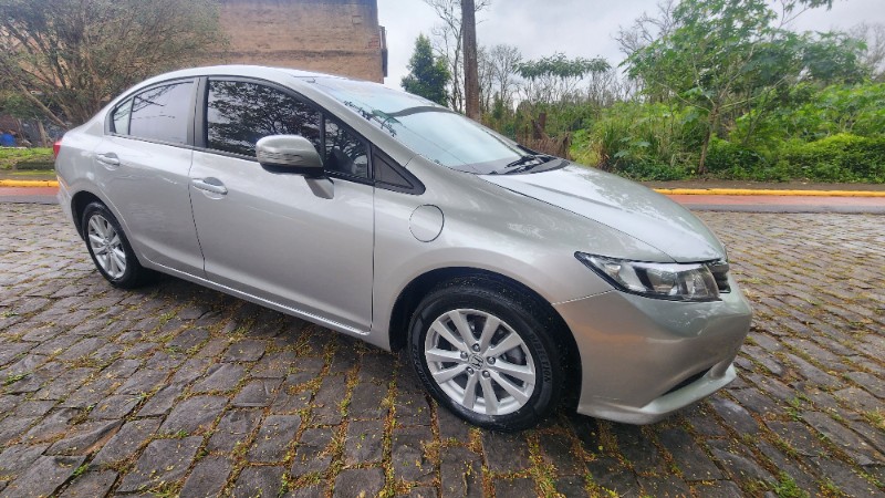 HONDA CIVIC 1.8 LXL 16V FLEX 4P AUTOMÁTICO 2012/2013 FERNANDO AUTOMÓVEIS | REVENDA DE CARROS ARROIO DO MEIO ARROIO DO MEIO / Carros no Vale