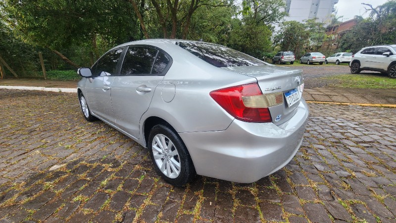HONDA CIVIC 1.8 LXL 16V FLEX 4P AUTOMÁTICO 2012/2013 FERNANDO AUTOMÓVEIS | REVENDA DE CARROS ARROIO DO MEIO ARROIO DO MEIO / Carros no Vale
